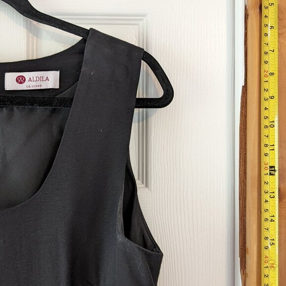 Black fitted dress LBD 12 - Picture 3 of 9